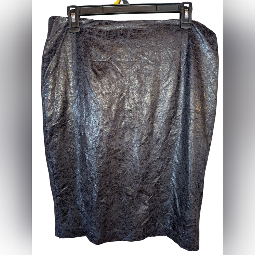 Sunny Leigh NWT Black Pencil Skirt Shimmery Faux Leather Look Size 10